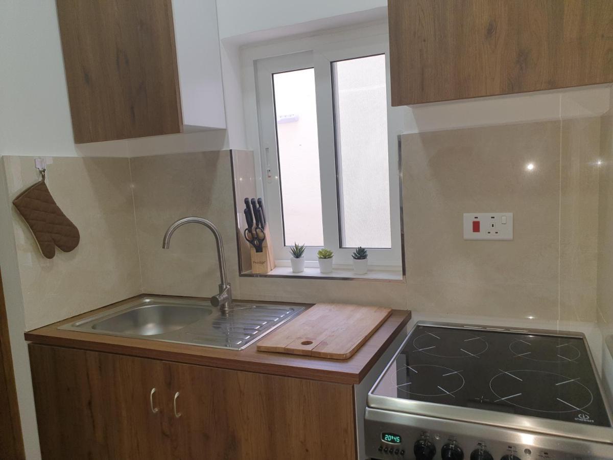 סיינט פול ביי Modern Apartment In Central Bugibba מראה חיצוני תמונה